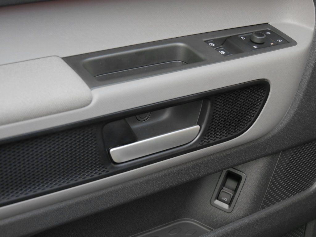 Fahrzeugabbildung Volkswagen ID.Buzz Pro AHK RFK