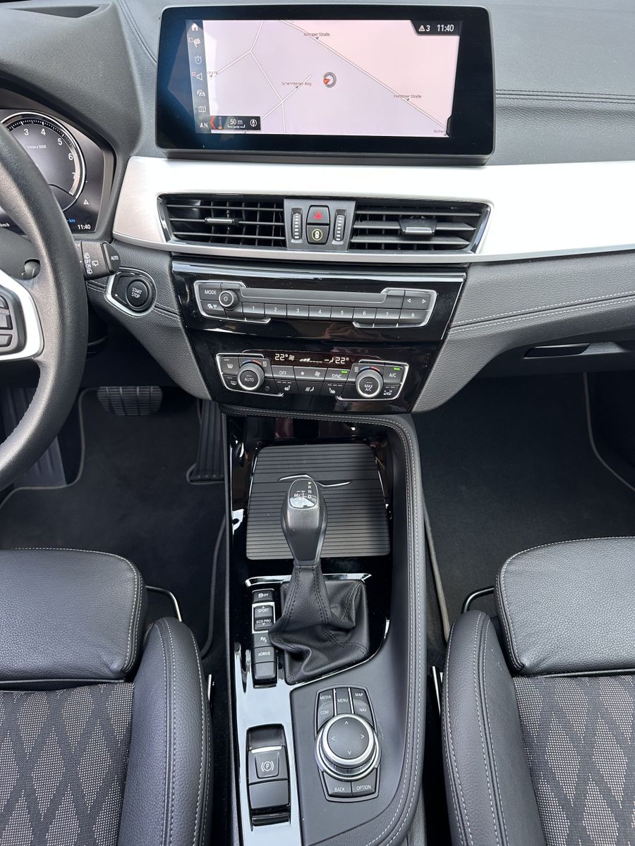 Fahrzeugabbildung BMW X1 xDrive25e xLine NAV+LED+KAMERA+HIFI+ACC+HUD