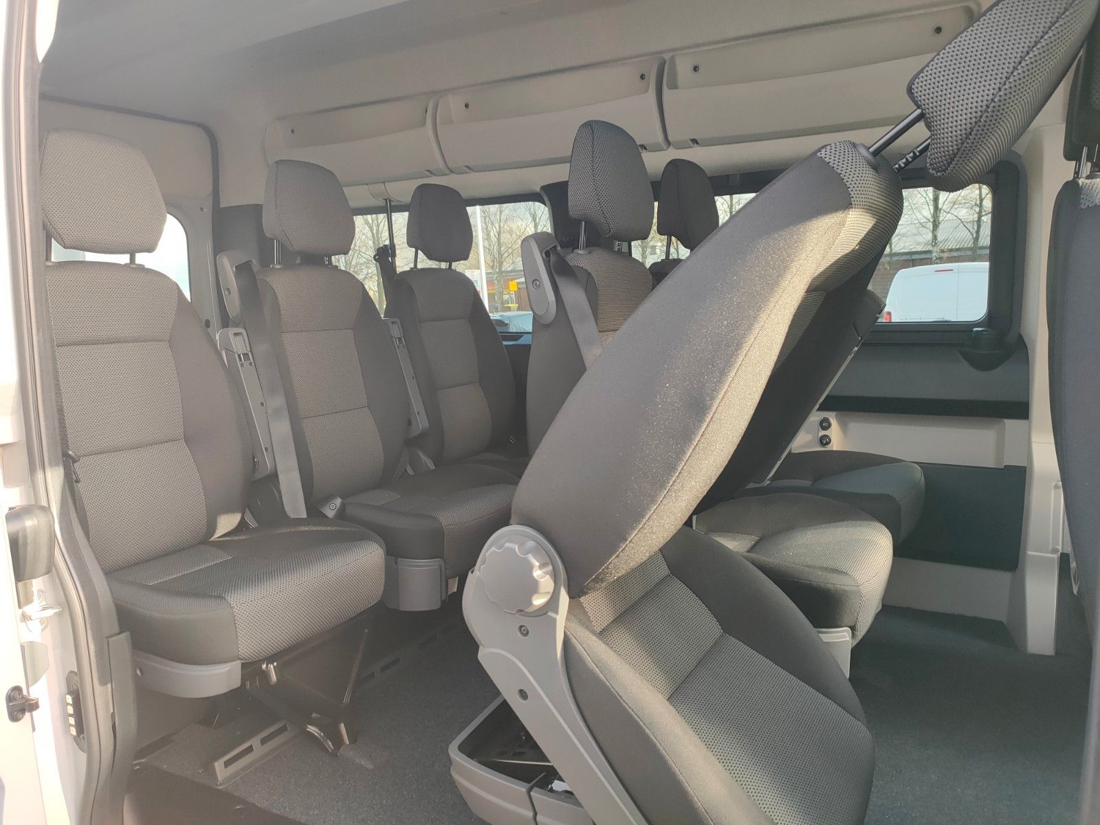 Fahrzeugabbildung Fiat Ducato Serie 8 Luxusbus L2H2 Panorama 140 MJT AT
