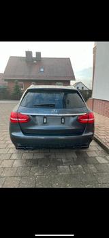 Mercedes-Benz 220 - Mercedes-Benz 220 mit Diesel-Antrieb: Kombi, Automatik