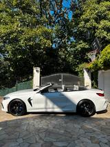 BMW M8 Competition xDrive Cabrio M8 Competition - BMW M8: Von Privat
