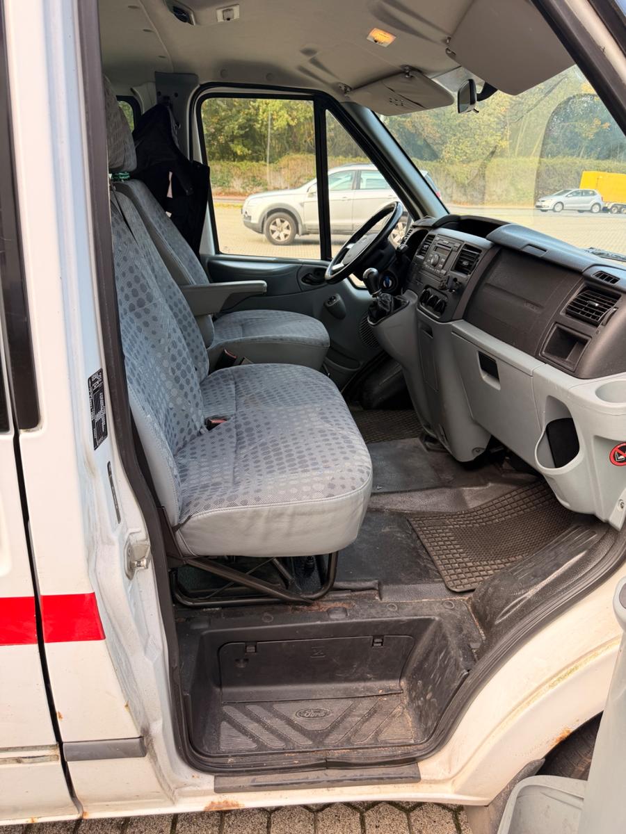 Ford Transit 2010 — photo 8