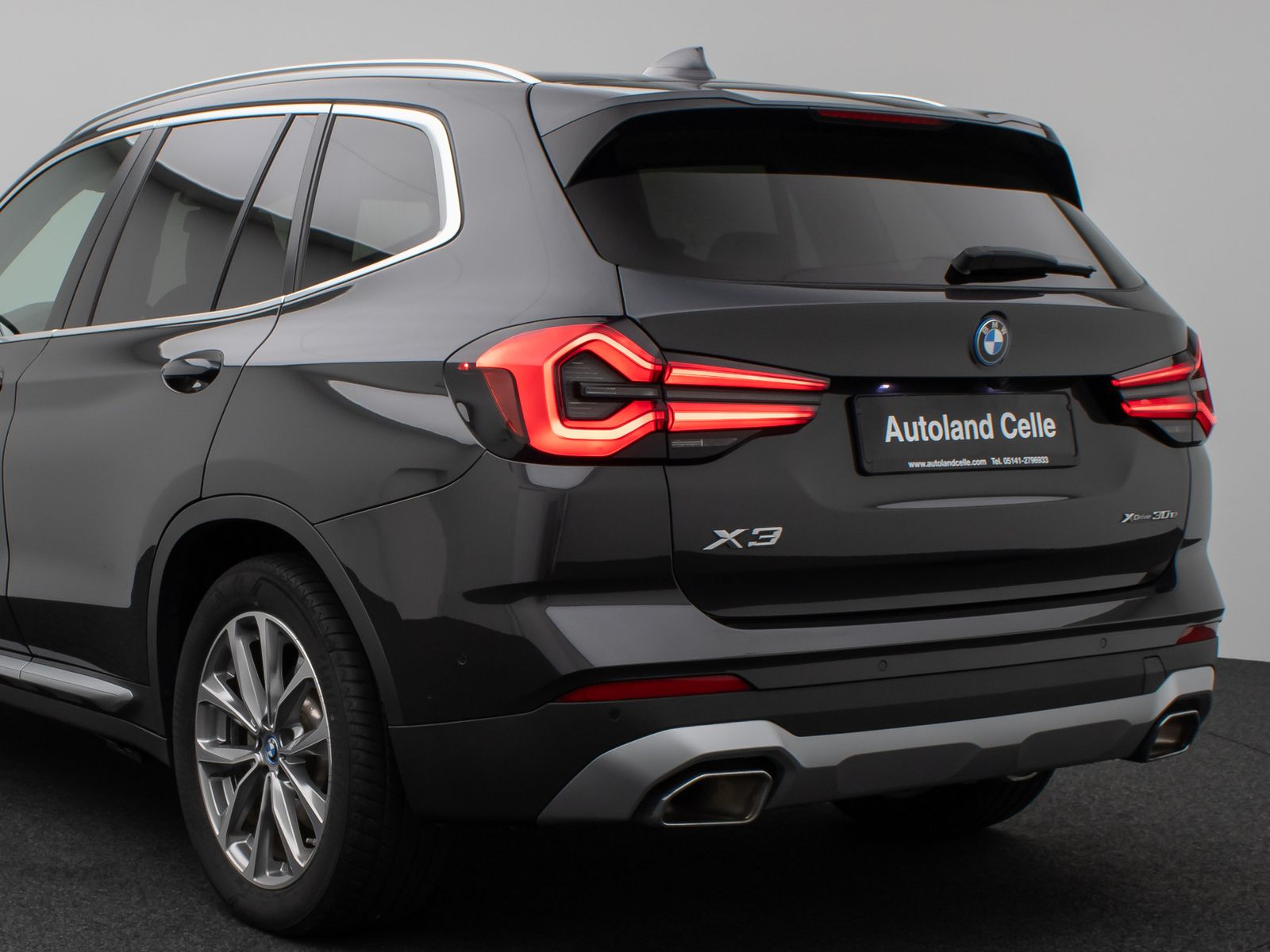 Fahrzeugabbildung BMW X3 xD30e Panorama Kamera DAB AHK DrivingAssist