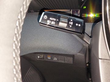 Citroën C5 Aircross Hybrid145 PLUS+ WinterpaketNaviLED