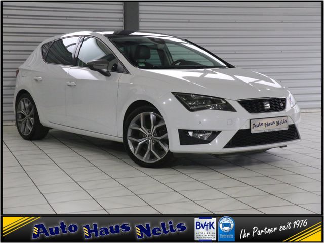 Seat Leon 2,0 TDI FR LED AHK NaviTouch RFKam PDC Pano