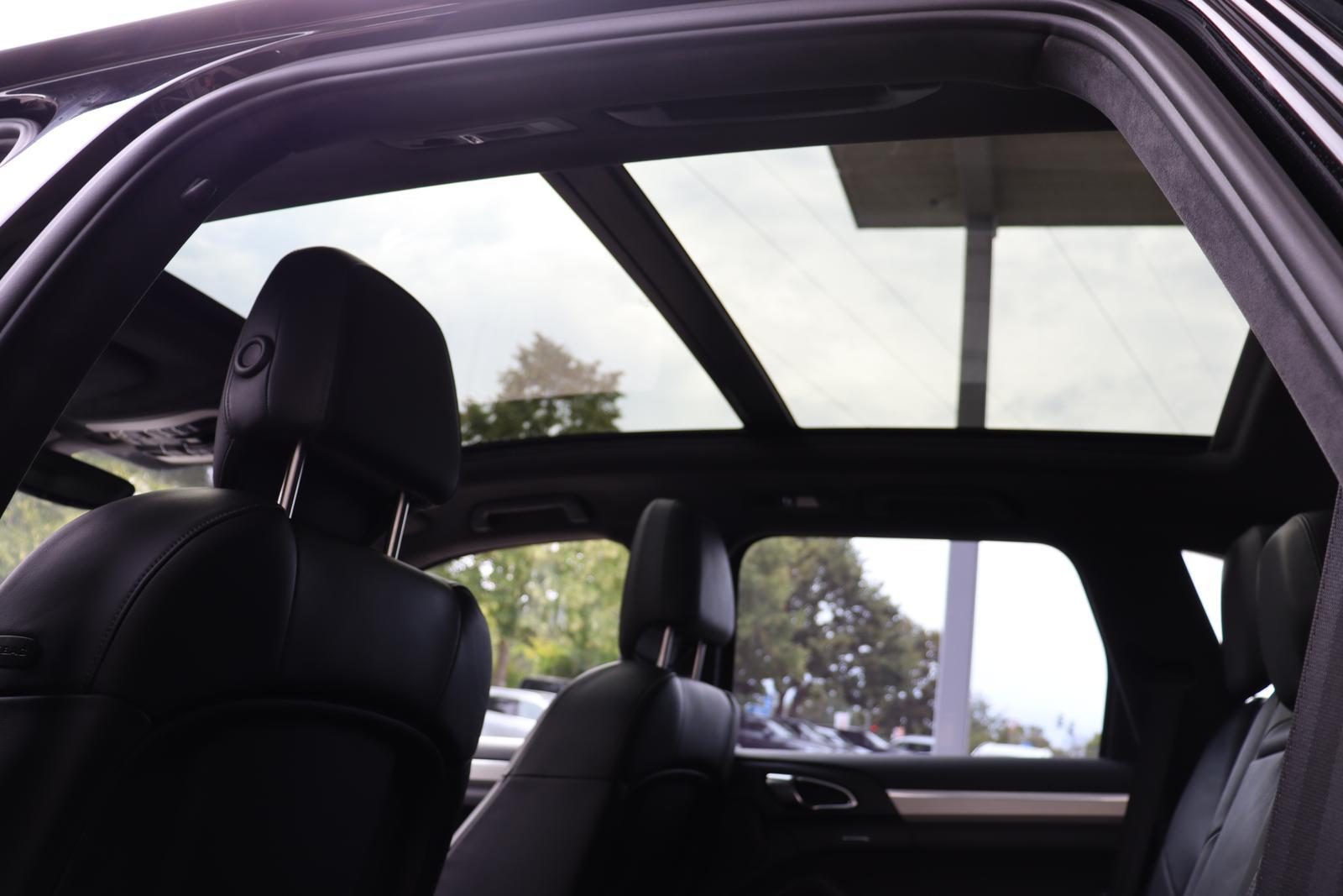 Porsche Cayenne S PANO/ACC/PDLS//LUFT/BOSE