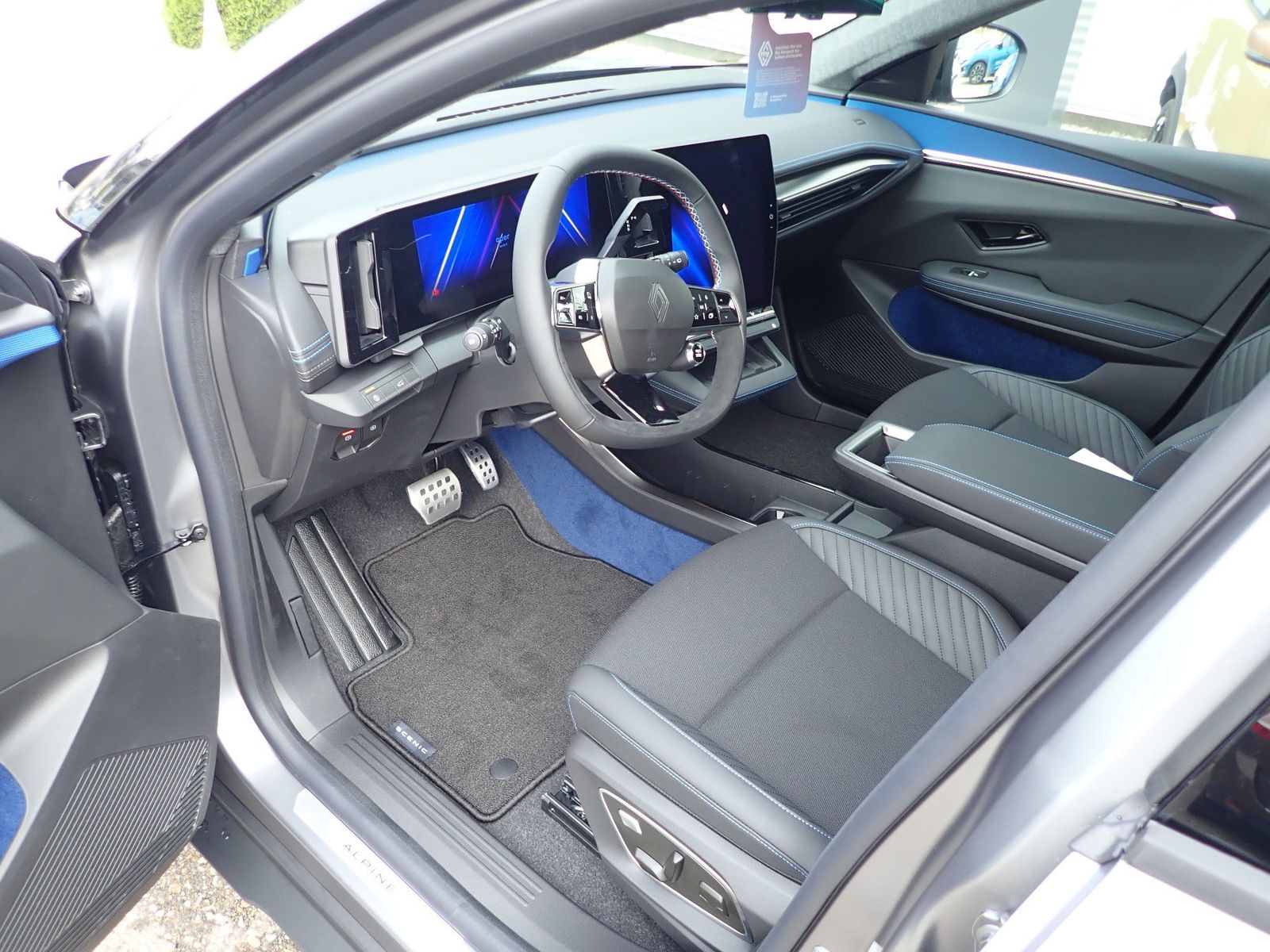 Fahrzeugabbildung Renault Scenic E-TECH 100% ele Esprit Alpine 220 Long Ra