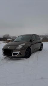 Renault Scenic Diesel 1,5 - Renault Scenic Gebrauchtwagen in Erfurt