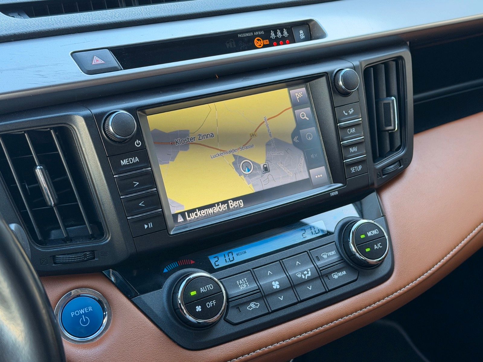 Fahrzeugabbildung Toyota RAV 4 2.5 Hybrid Executive 4x4 *Nav*AHK*LED*RFK*