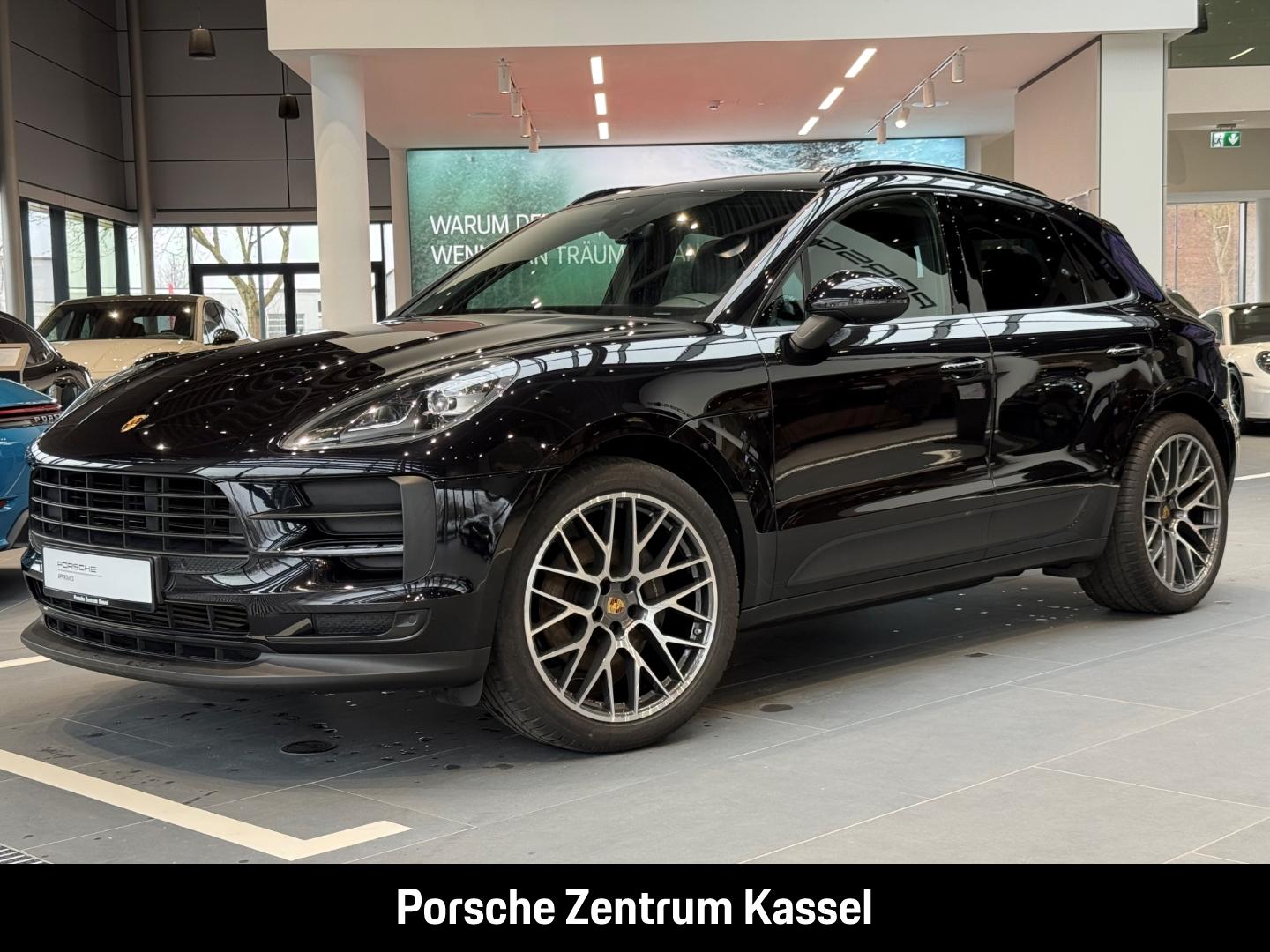 Porsche Macan Luftfederung Panoramadach Rückfahrkamera
