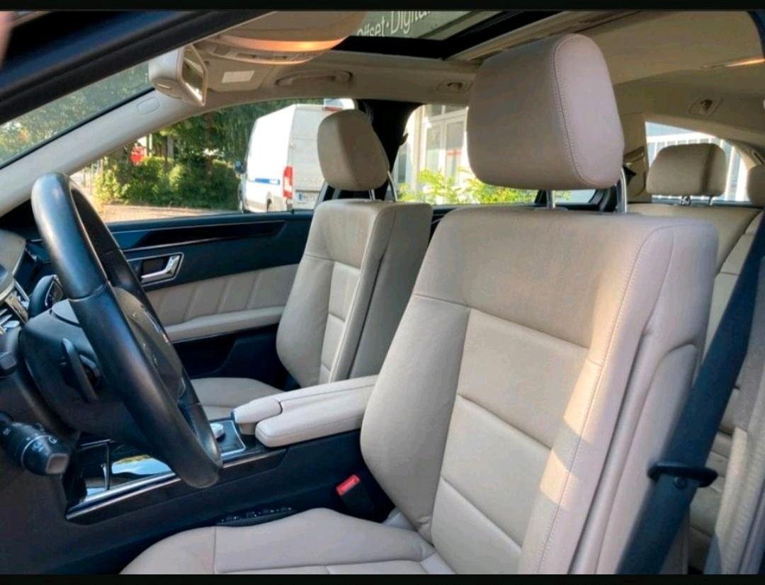 Mercedes-Benz E300 2010 — photo 12