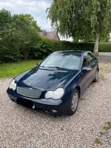 Mercedes-Benz Mercedes Benz C-Klasse 200 CDI W203 - Mercedes-Benz E 200 aus 2001