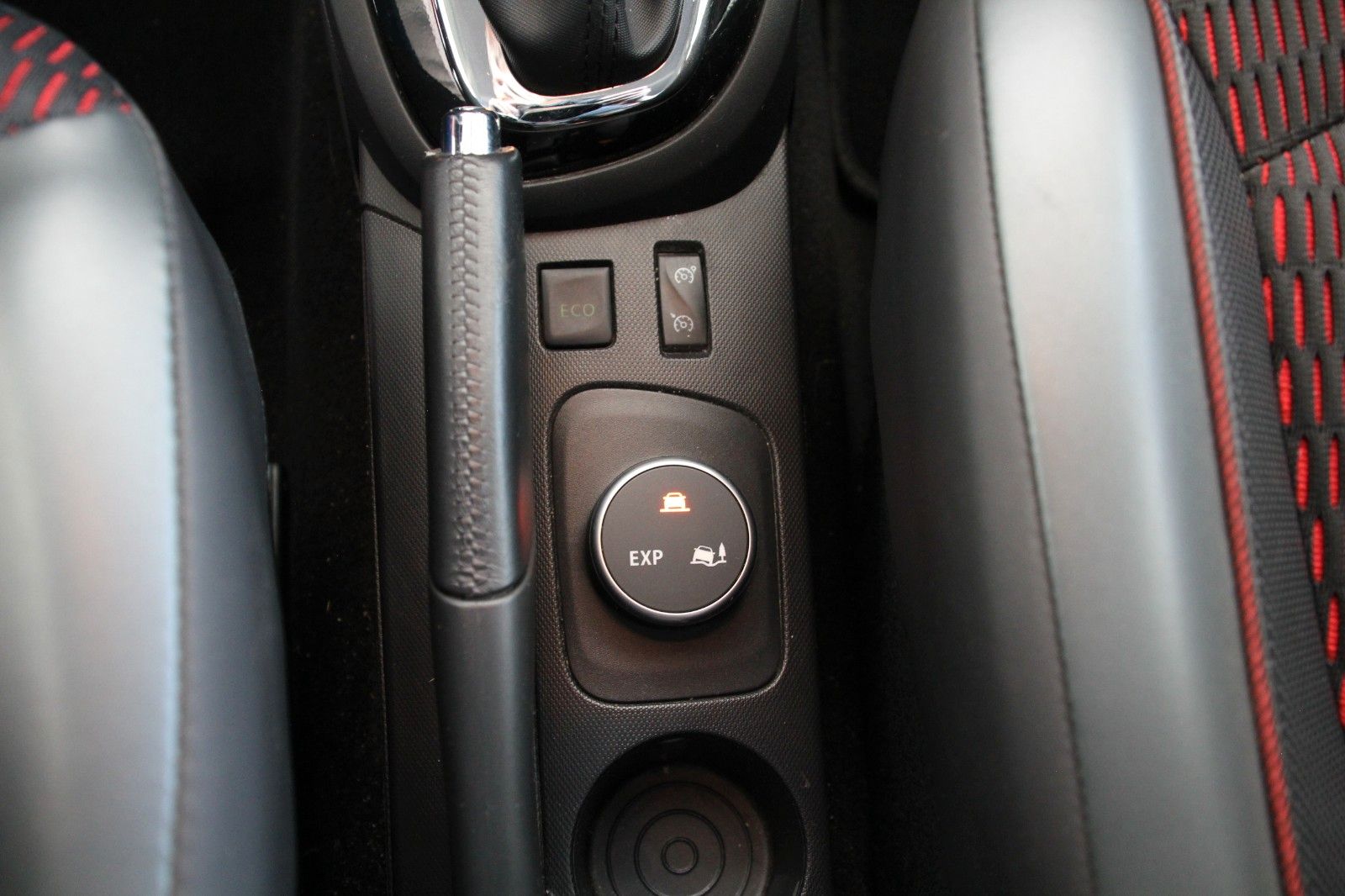 Fahrzeugabbildung Renault Captur Helly Hansen
