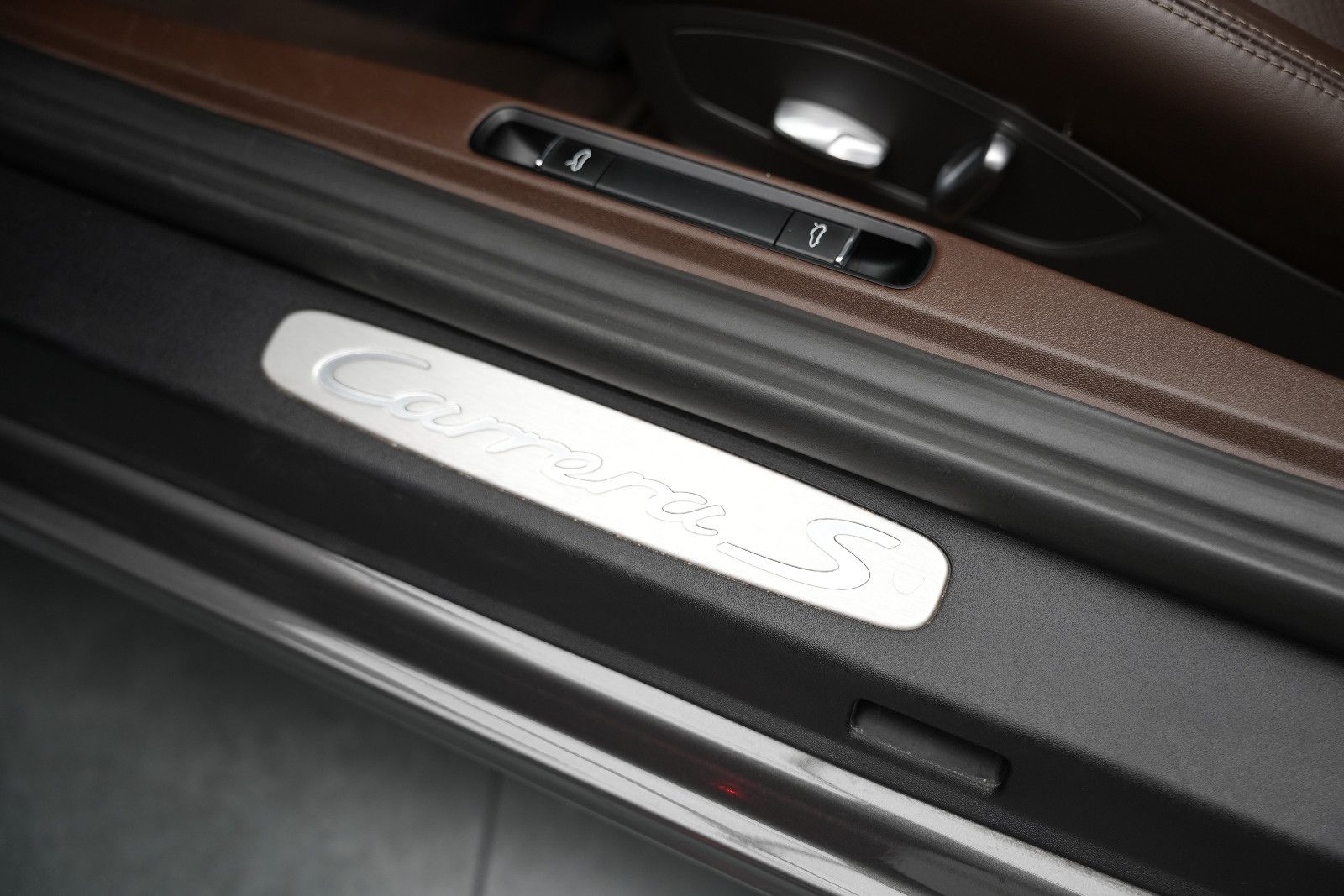 Fahrzeugabbildung Porsche 991.2 Carrera S Cabriolet/LEDER/CHRONO/BOSE/PADM