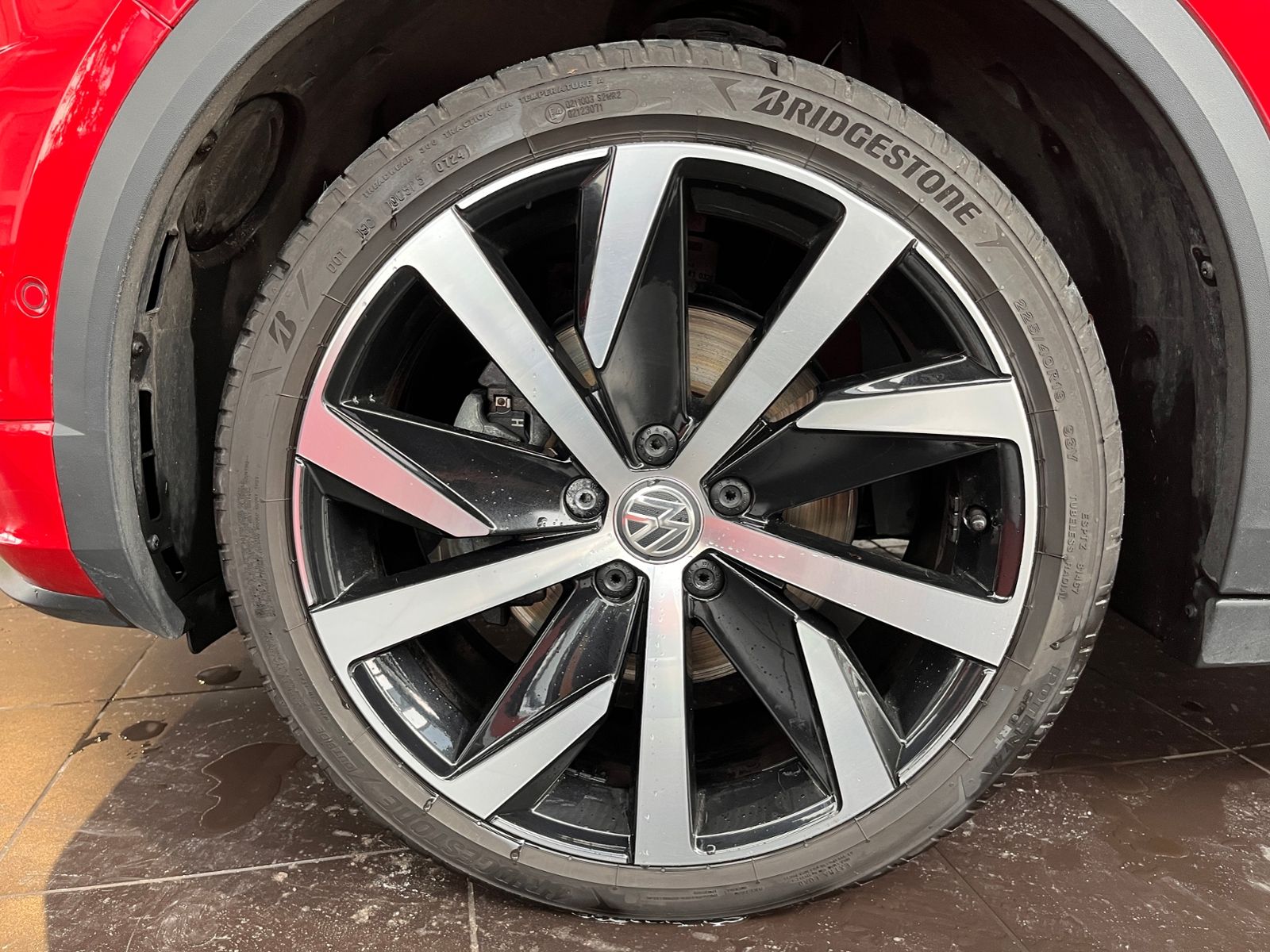 Fahrzeugabbildung Volkswagen T-Roc Cabriolet R-Line AHK LED NAV ACC RFK 19"