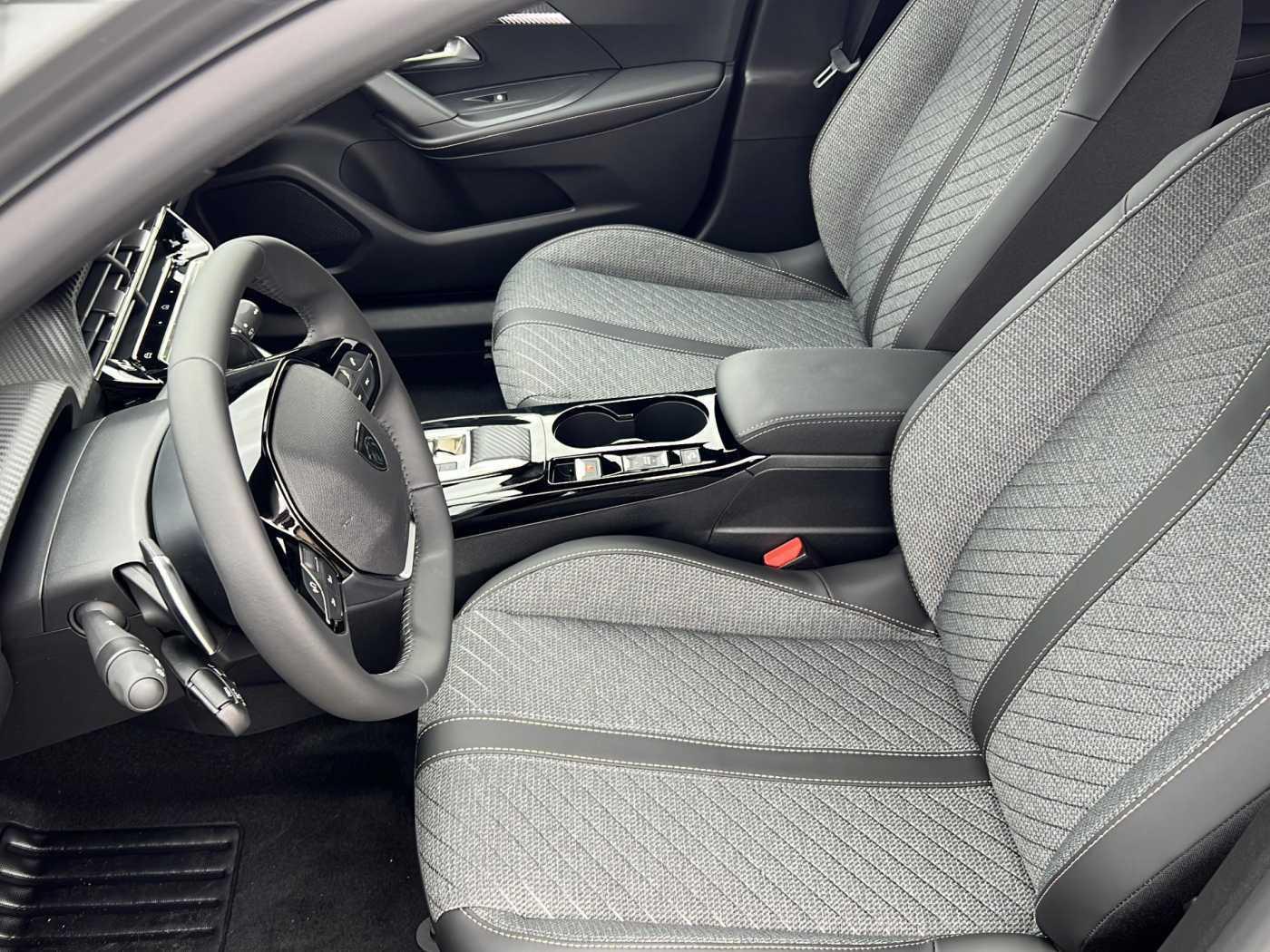 Peugeot 2008 Allure e-DSC +Sichtpaket+Flexpaket+