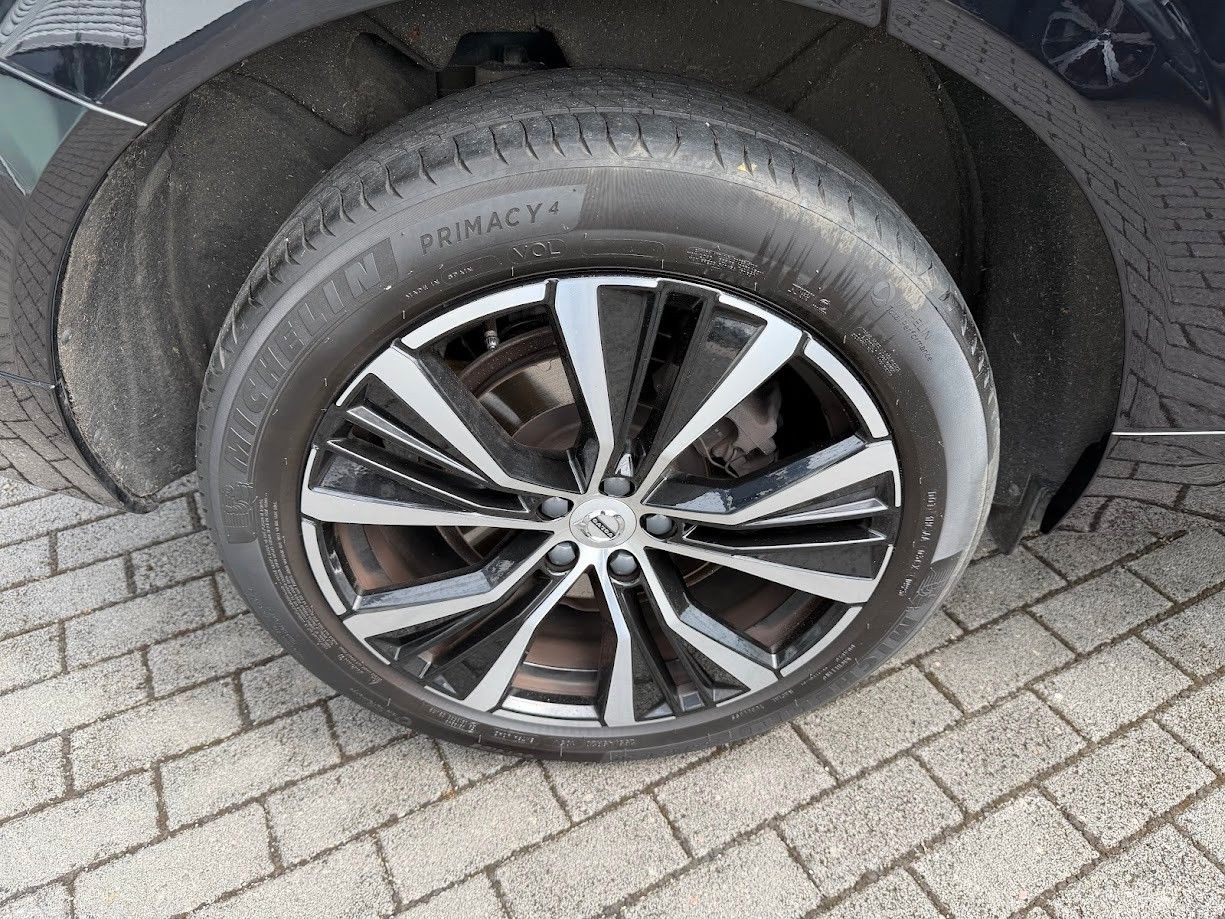 Volvo XC60 B5 Ultimate Dark AWD foto 9