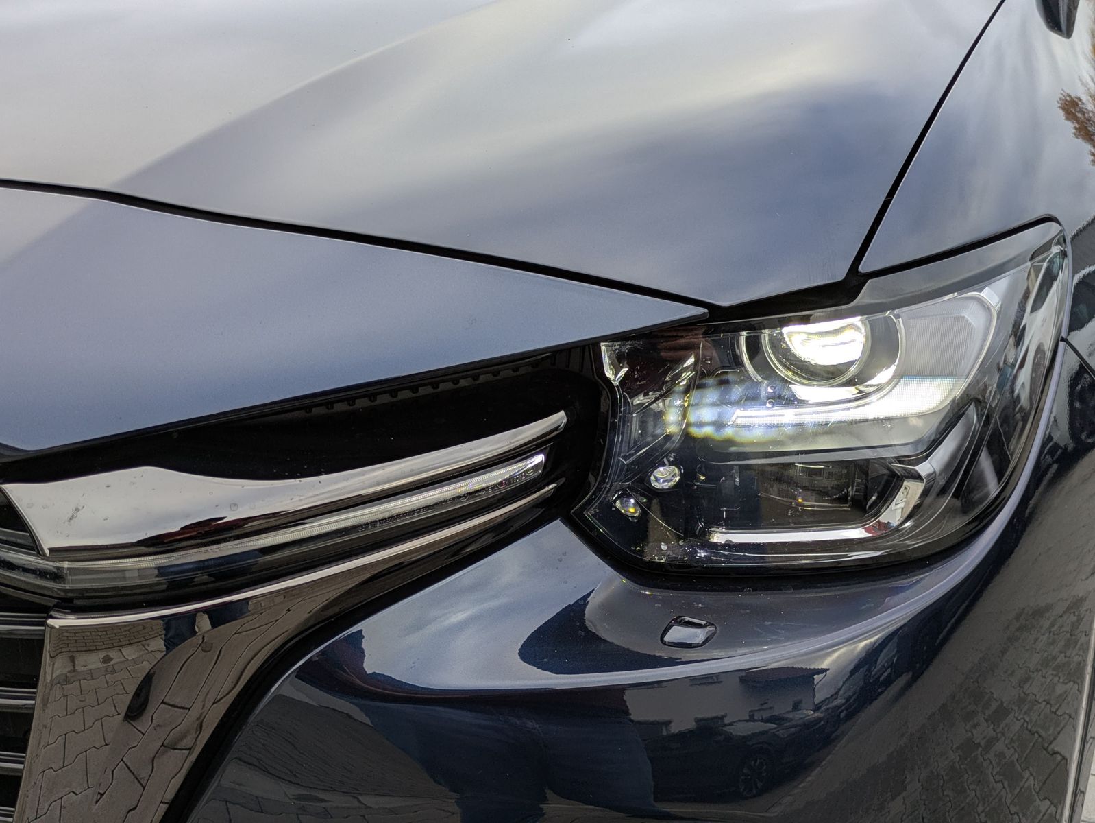 Fahrzeugabbildung Mazda CX-80 2.5L PHEV Homura Plus PANO*HUD*BOSE*7-SIT