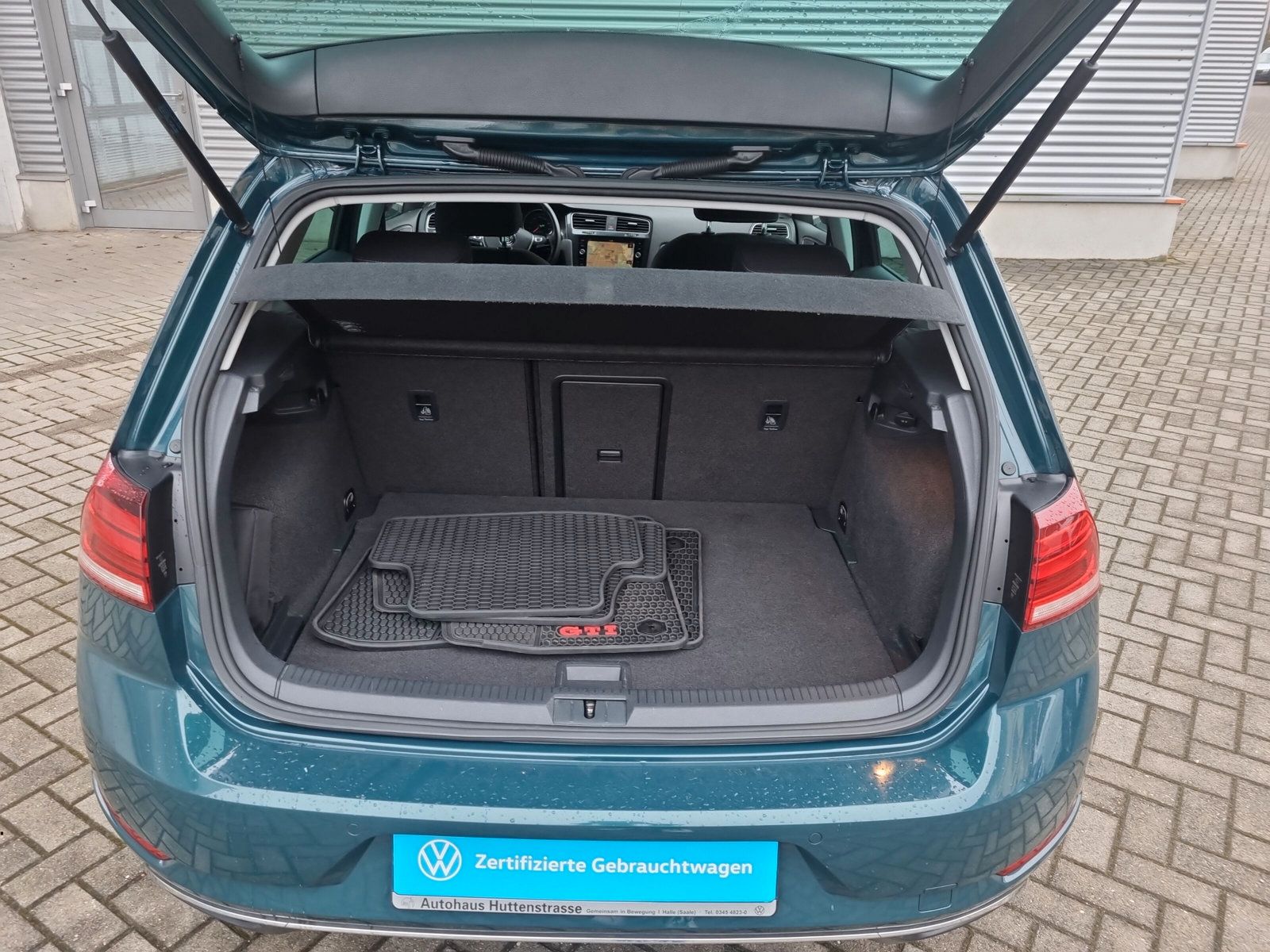 Fahrzeugabbildung Volkswagen Golf VII 1.0 TSI DSG APP NAVI ACC