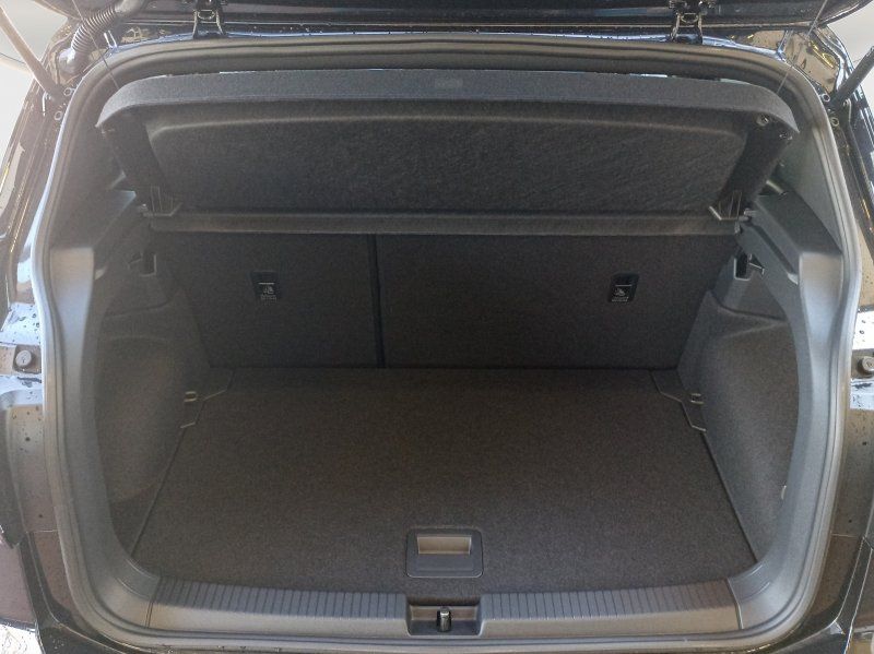 Fahrzeugansicht 18 Fahrzeugabbildung Volkswagen T-Cross 1.5 TSI R-Line DSG AHK+NAVI+IQ-LED+KAME