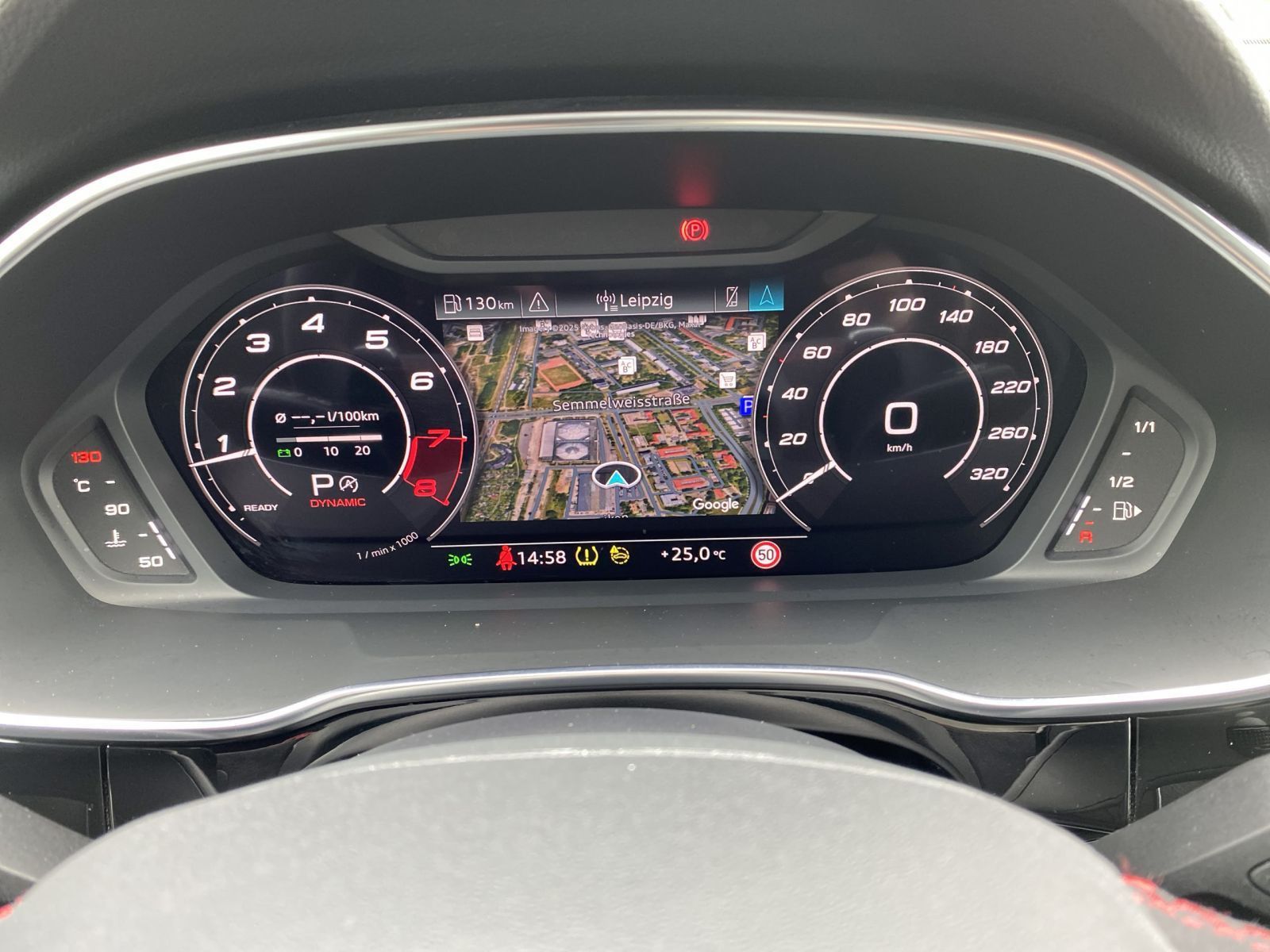 Audi RSQ3 - Bild 11