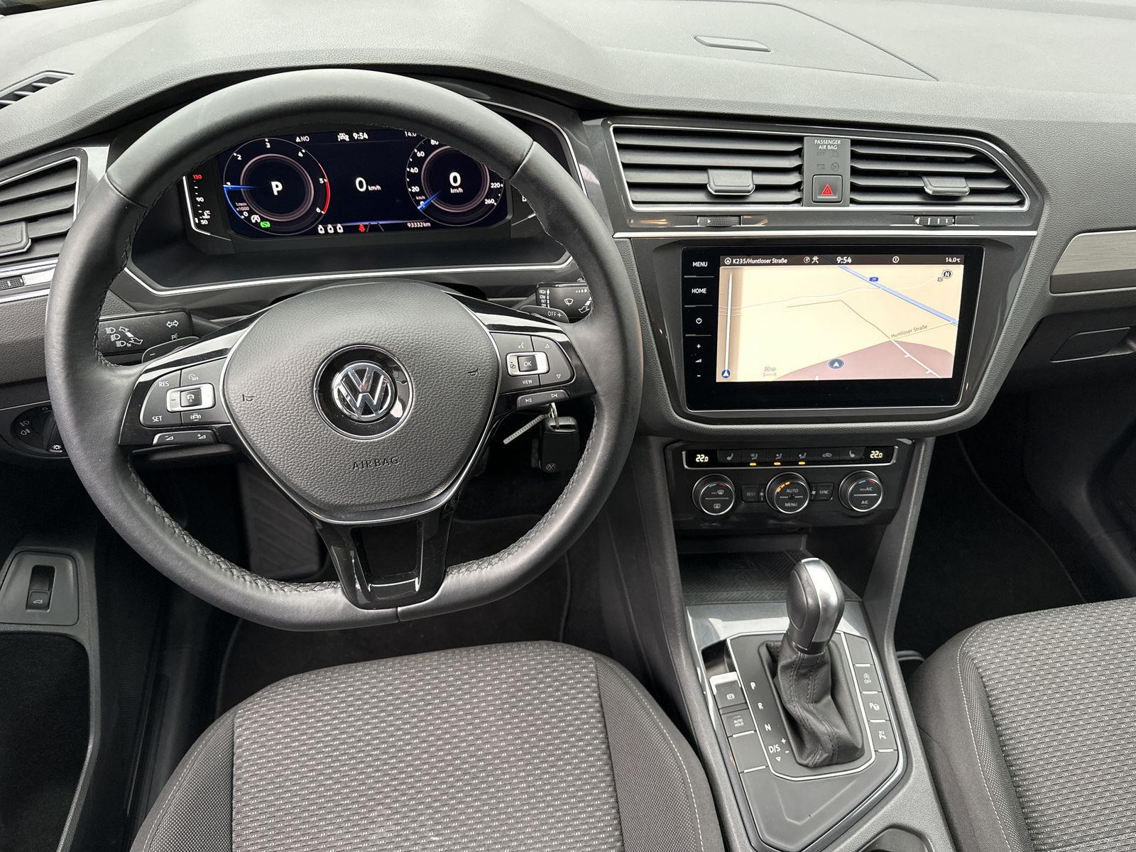 Fahrzeugabbildung Volkswagen Tiguan Allspace 2.0 TDI DSG CL NAV+LED+VC+ACC+PP