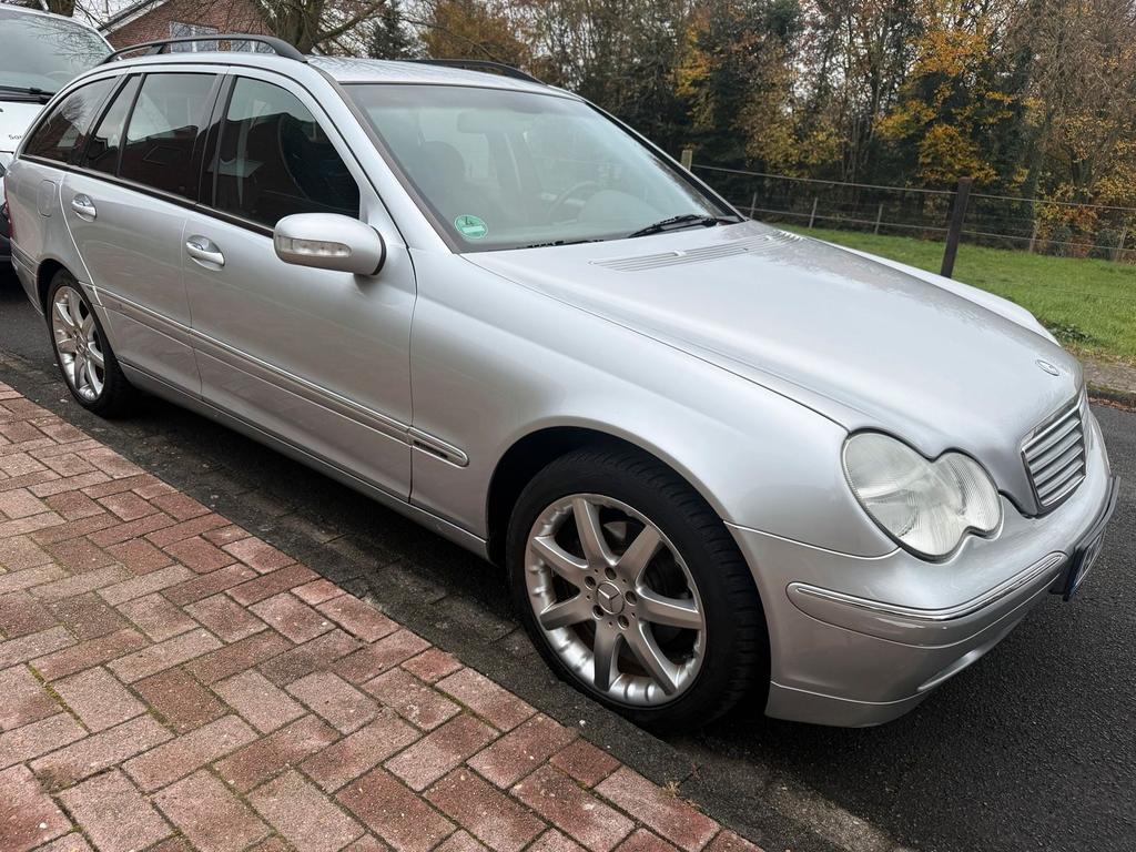 Mercedes-Benz C 180