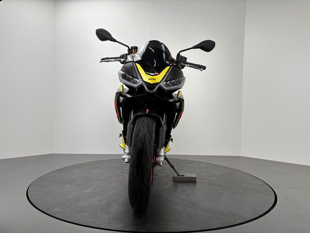 Fahrzeugabbildung Aprilia TUONO 660 *NEUWERTIG *1. HAND