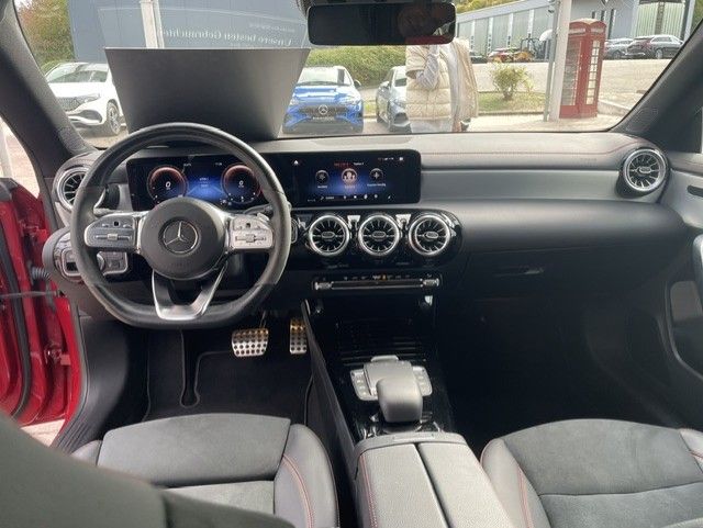 Mercedes-Benz CLA 220 d Coupé AMG MULTIBEAM DISTR. PTS NAVI foto 5