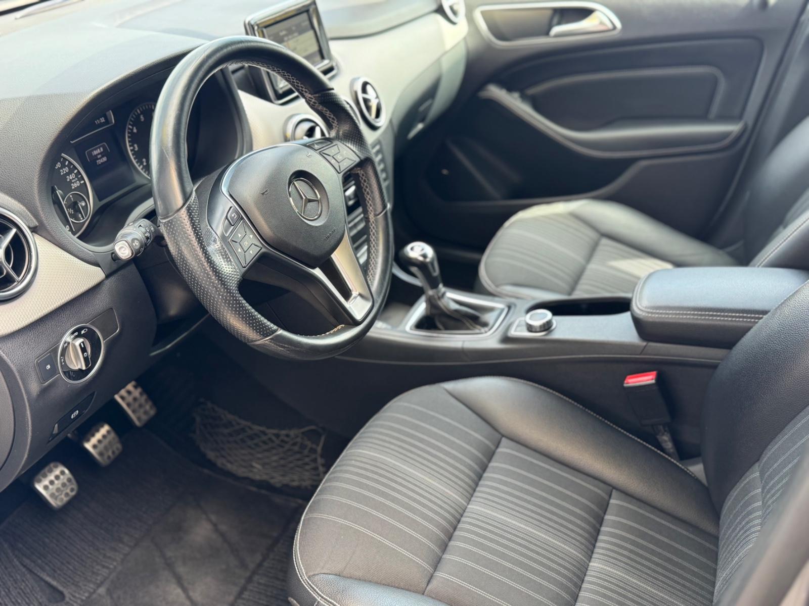 Mercedes-Benz B 180 Sport 2.Hand/SHZ/MFL/NAVI/Garantie