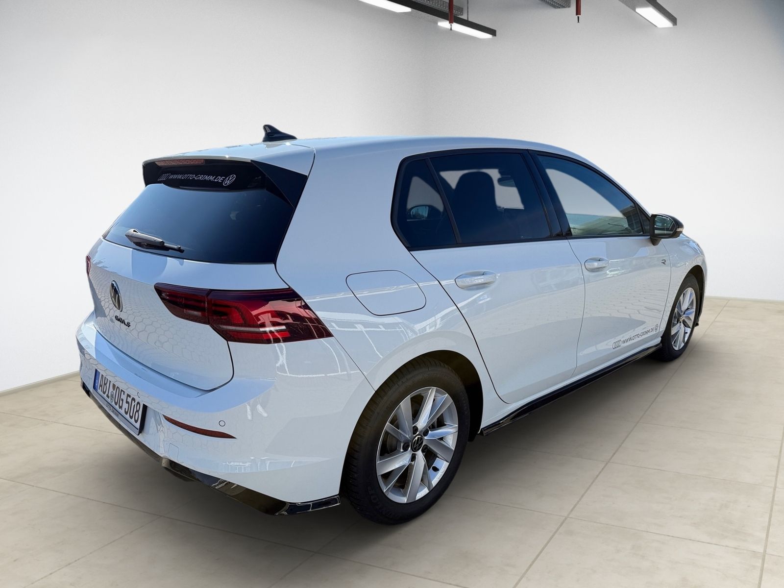 Volkswagen Golf VIII 1.5 eTSI DSG R-Line Kamera LED foto 5