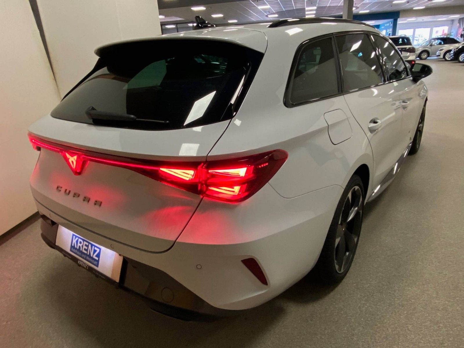 Fahrzeugabbildung CUPRA Leon ST 1.5 eTSI DSG FACELIFT mild HYBRID+AHK+++