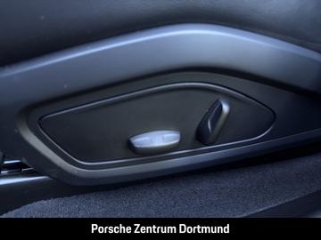 2022 Porsche TAYCAN — миниатюра 19
