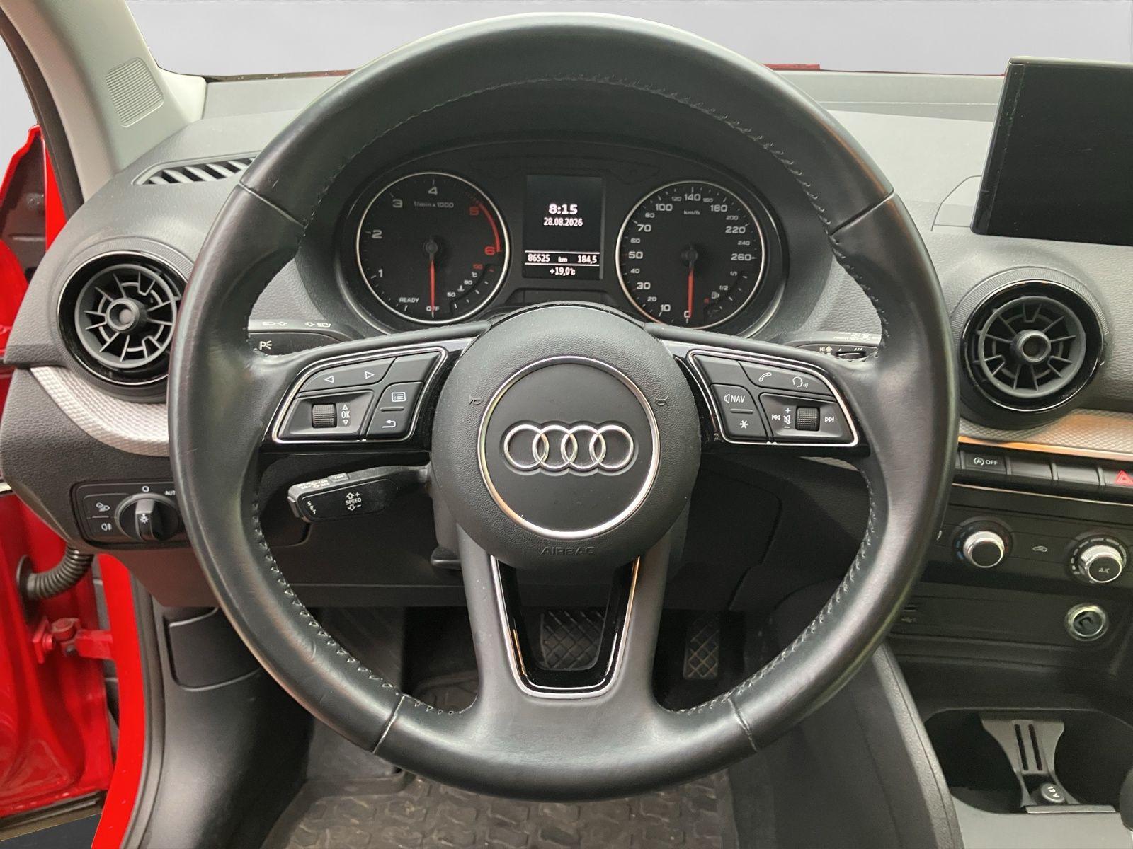 Audi Q2 30 TDI AHK LED LM