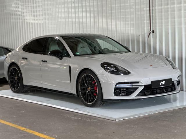 Porsche Panamera Turbo Bose Approuved VierradlenkungA