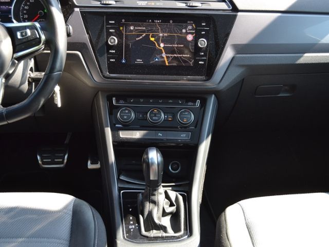 Touran 2.0 TDI DSG R-Line VOLL/STAND-HZ/PANORAMA