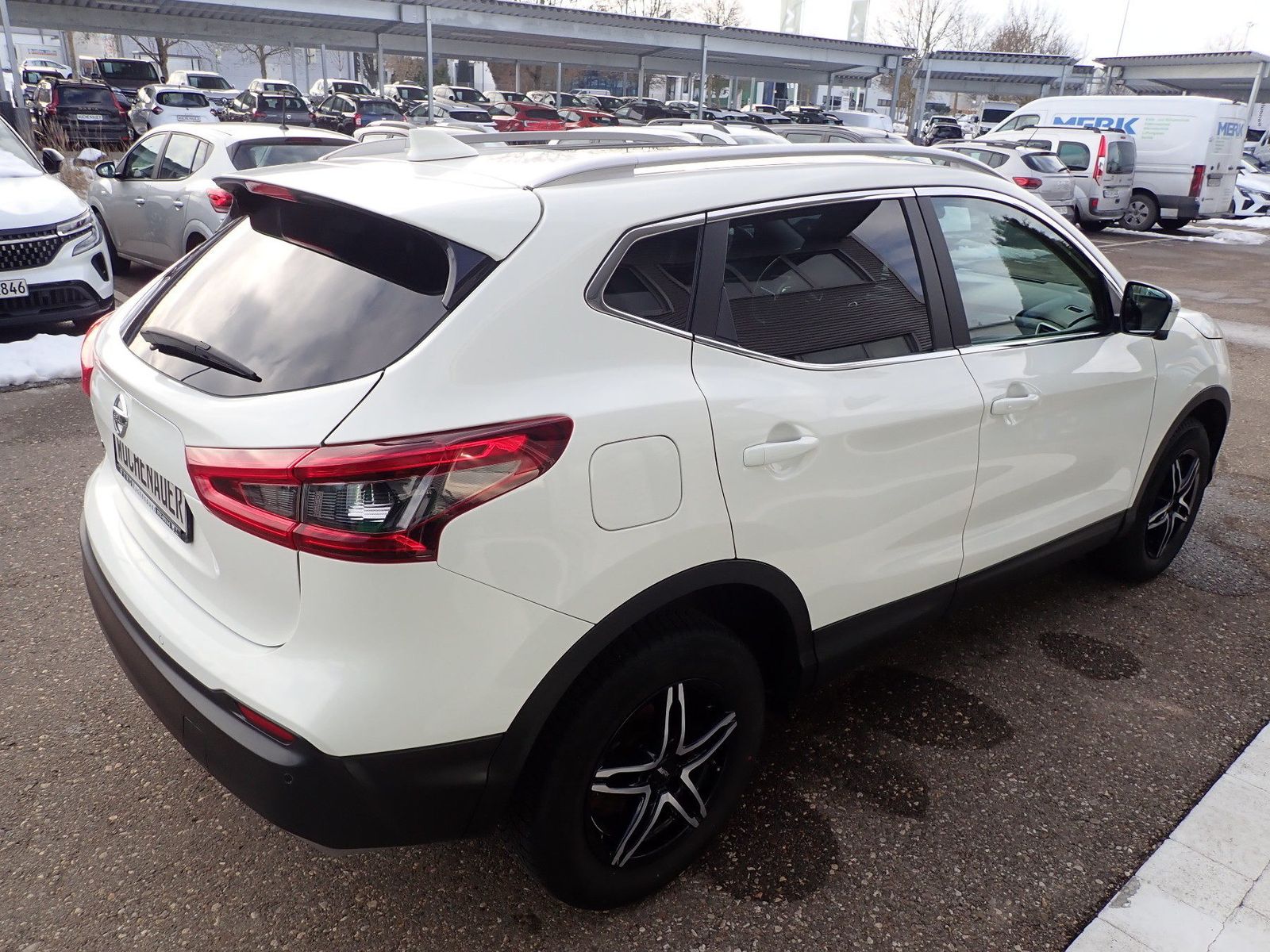 Fahrzeugabbildung Nissan Qashqai N-Connecta 1.3 DIG-T 160PS DCT