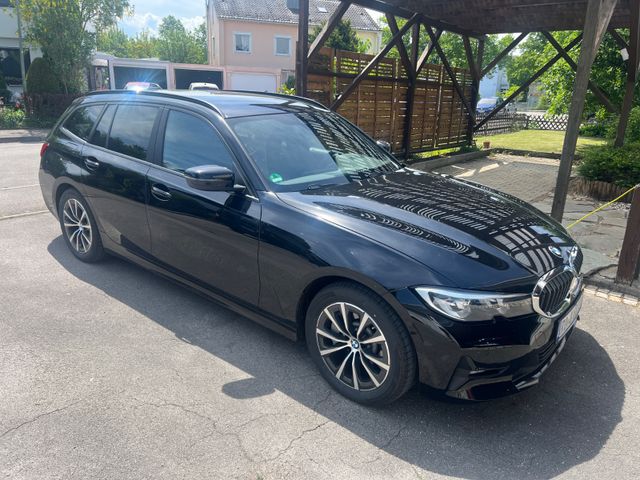 BMW 330e Touring | AHK | Standklima | Service neu