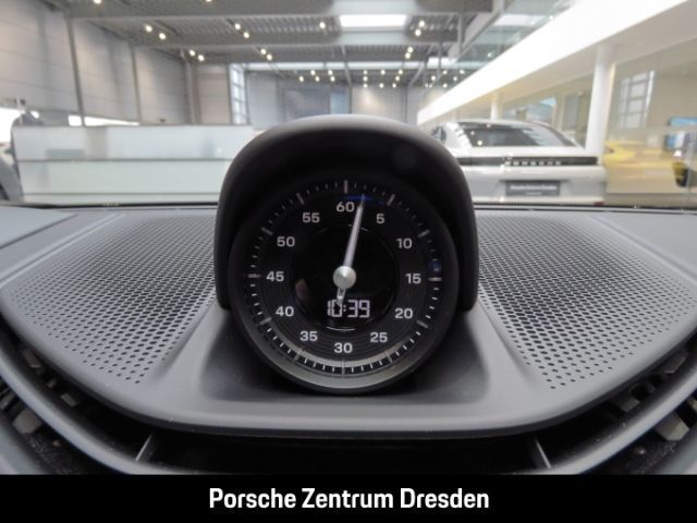 Porsche Taycan - Bild 28