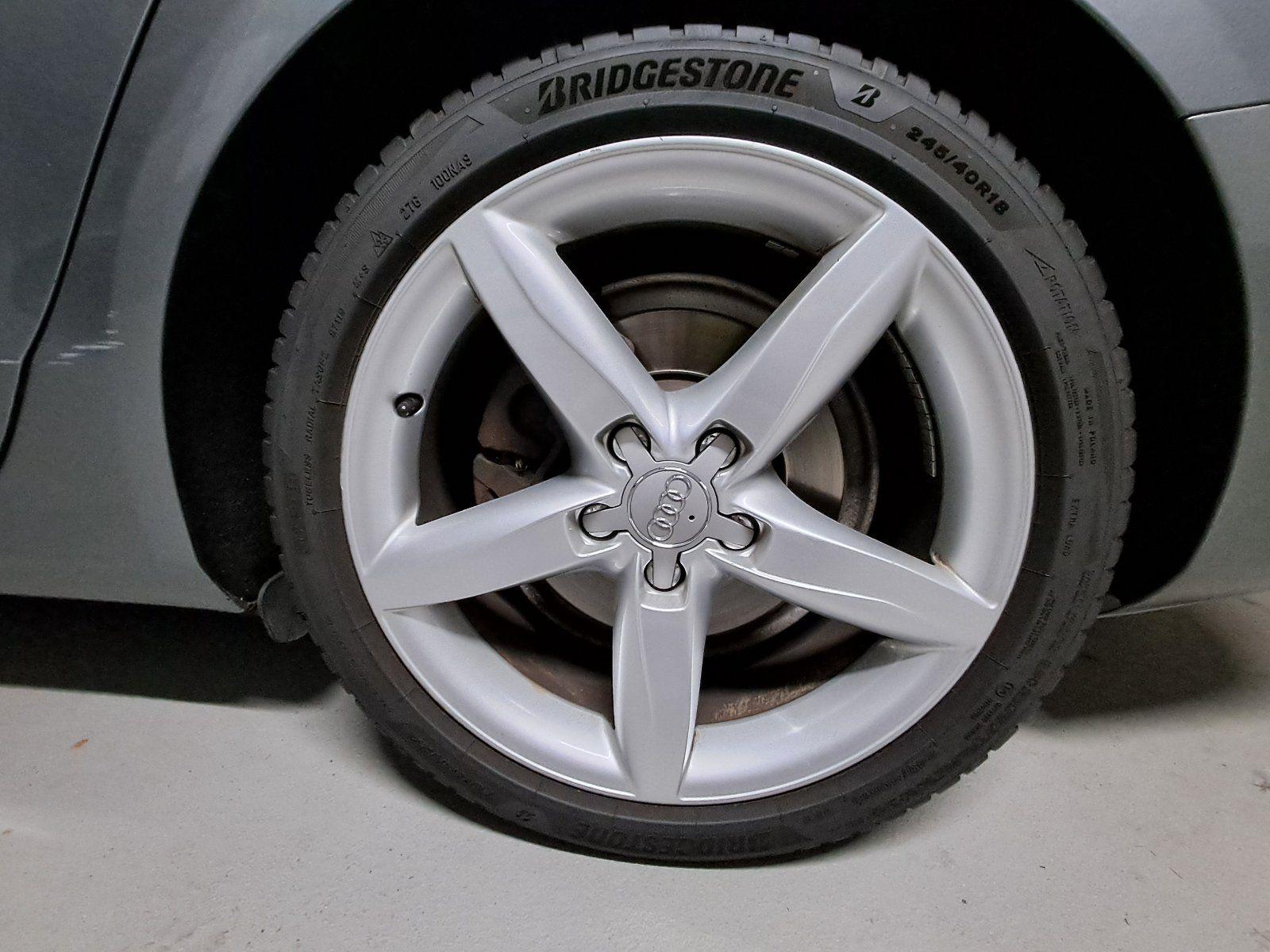Audi A4 2009 — photo 10