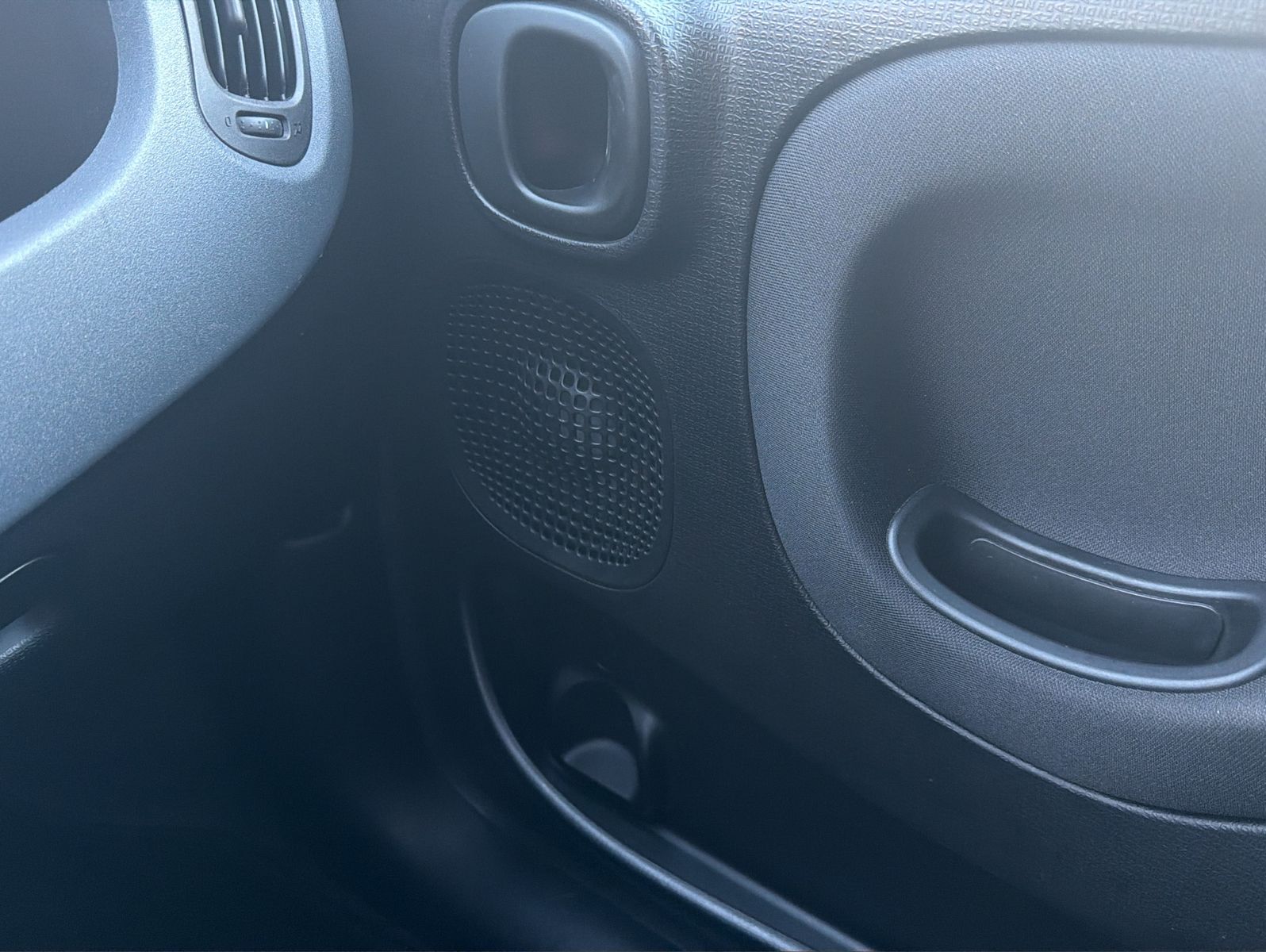 Fahrzeugabbildung Fiat Panda Mild-Hybrid, Klima, ab 144,- € i. M.