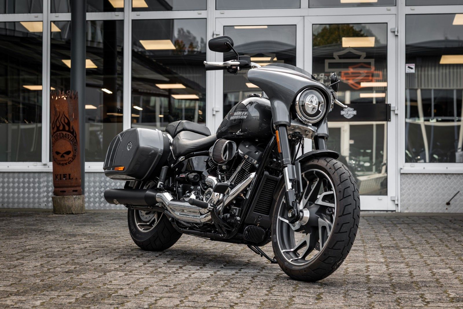 Fahrzeugabbildung Harley-Davidson FLSB Sport Glide Softail - TORXSTER KIT - J&H