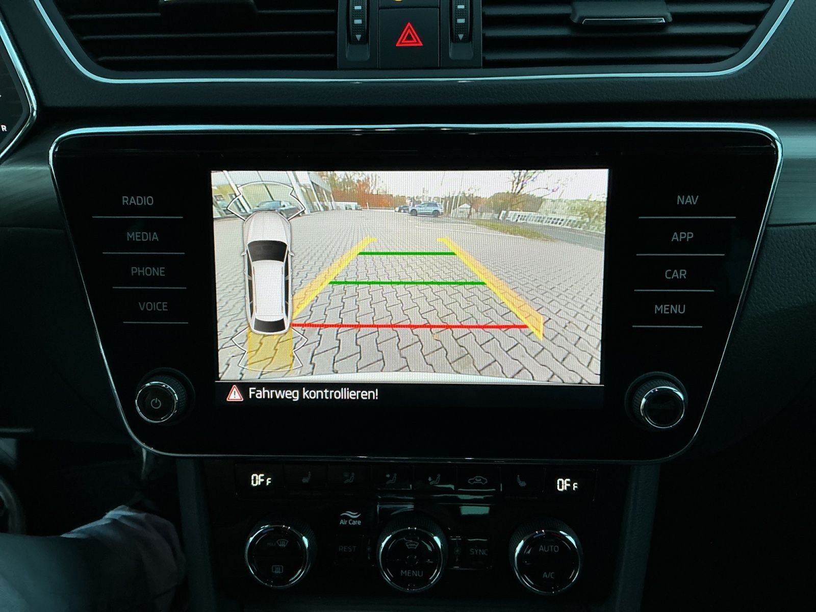 Skoda Superb - Bild 18