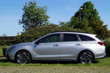 Hyundai i30 1.5 T-GDI MH. N Line DCT-NAVI-LED-KAMERA-PDC