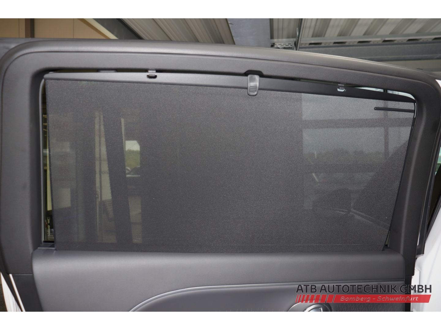 Fahrzeugabbildung Hyundai IONIQ 9 6-Sitzer MY26 UNIQ 110 kWh 307 PS PANO-D