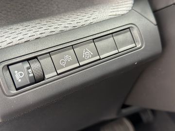 Citroën C3 1.2 110 MAX Kam.+LED+Navi+SHZ+Alcant.+PDC+AUT
