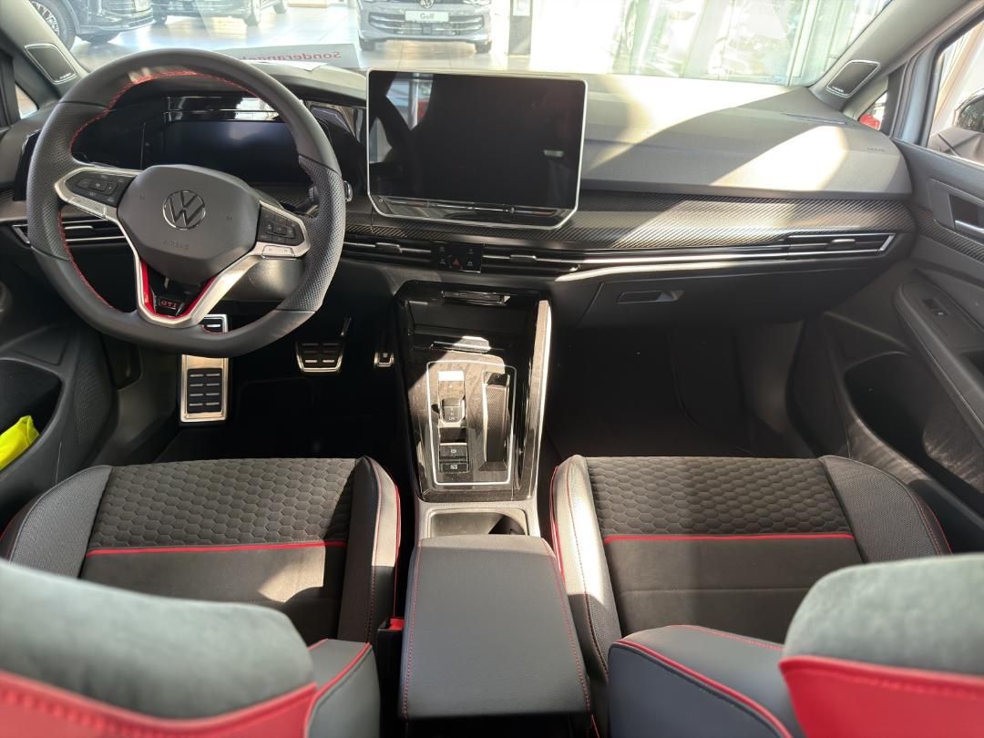 Fahrzeugabbildung Volkswagen Golf GTI Clubsport Soundsystem,19,Performance Pa