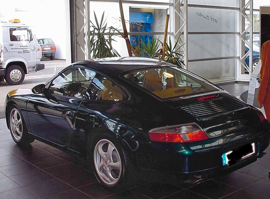Porsche 996