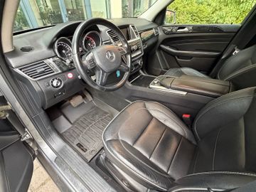 Mercedes ML 350 - 8