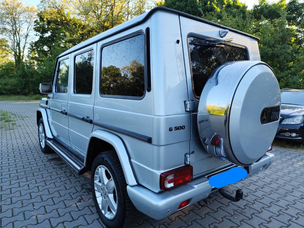 Mercedes-Benz G 500